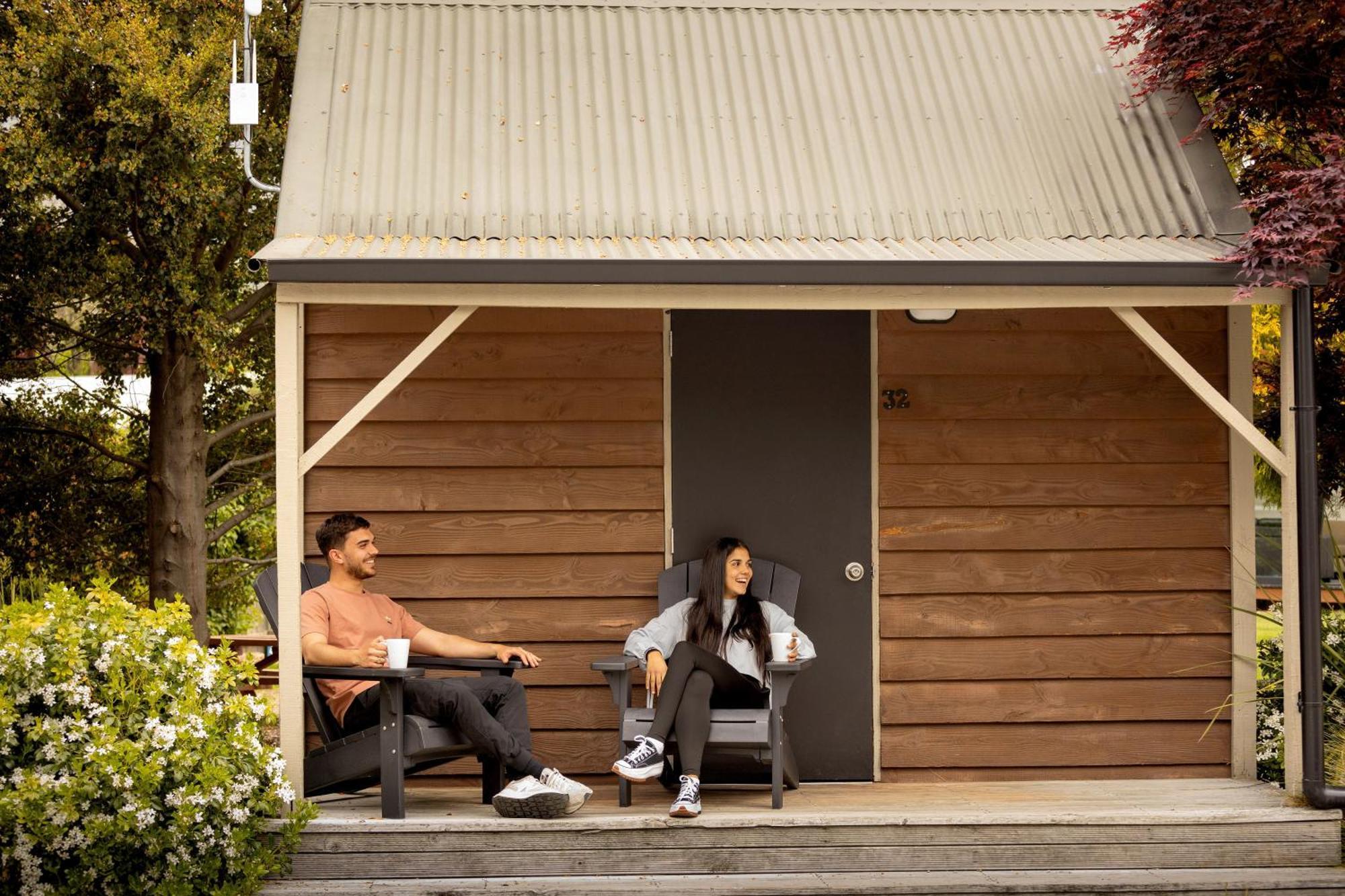 Queenstown Top 10 Holiday Park Экстерьер фото