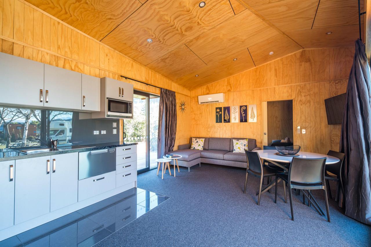 Queenstown Top 10 Holiday Park Экстерьер фото